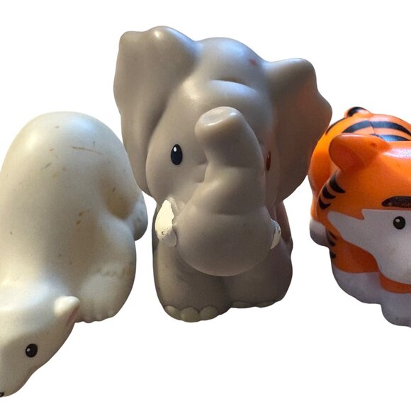 Fisher Price Set Of 6 Assorted Safari & Arctic Zoo Animal Figurines - Picture 3 of 8